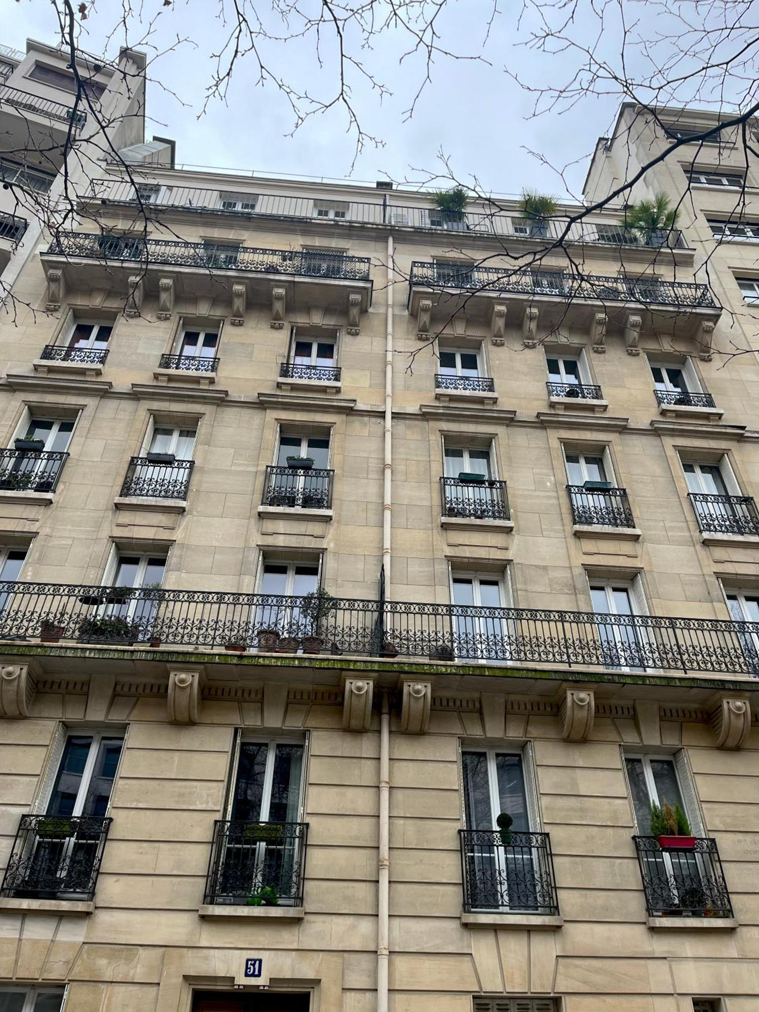 Appartement Au Charme Parisien Parijs